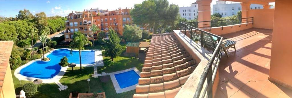 Gatu Premium Atico Sotavento Playa, Parking, Terraza, Piscinas, Wifi Y Aire Acc , " Preferente Mayores De 25 Anos Y Familias " El Puerto de Santa María Zewnętrze zdjęcie